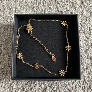 Flower Power 18K Gold Necklace
